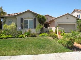 41750 Grand View Dr, Murrieta, CA 92562