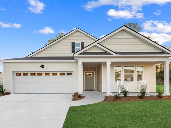 1017 Lakes Blvd, Brunswick, GA 31525