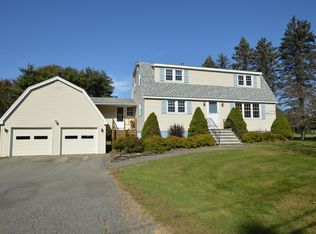 30 Route 41, Winthrop, ME 04364