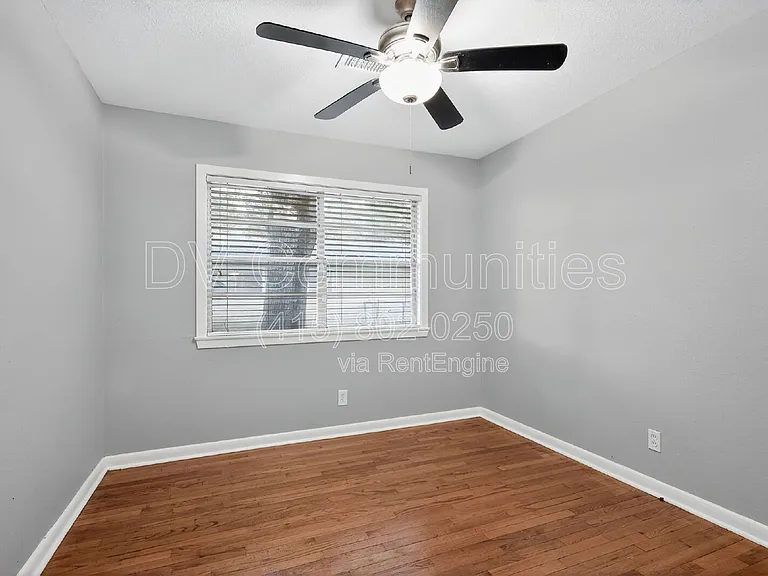 3828 Avenue N — Photo 27