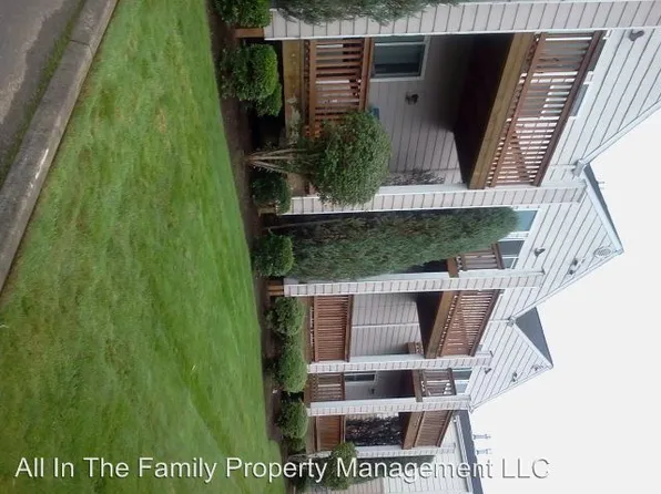 15723 NE Beech St #3B, Portland, OR 97230