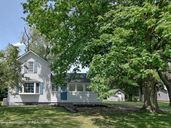8405 Goodwin Rd, Lyons, MI 48851