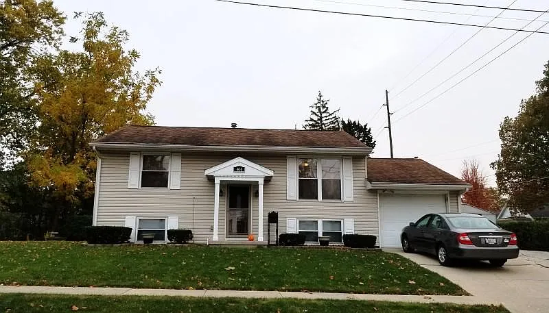 404 W Miller St photo 1