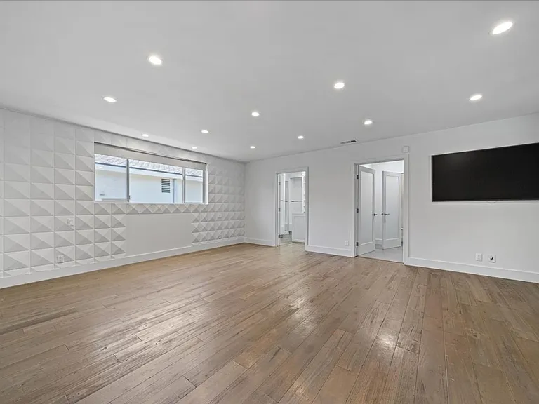 1455 S Castello Ave — Photo 27