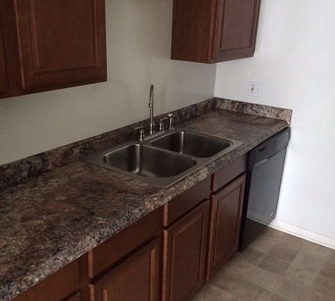 2nd image of 127 Lake Meadows Dr