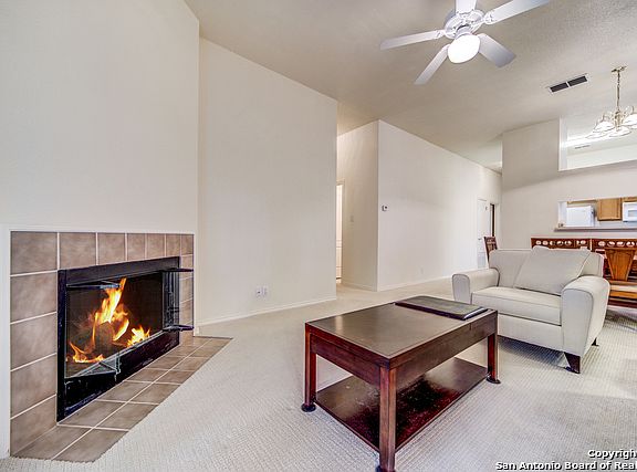 3rd image of 5 Pembroke Ct