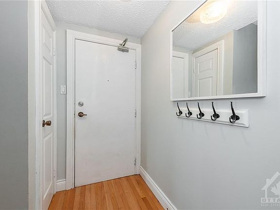 3rd image of 530 Laurier Ave W #707