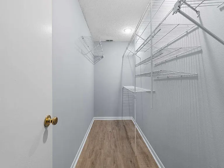 2953 SW 32nd Ave — Photo 23