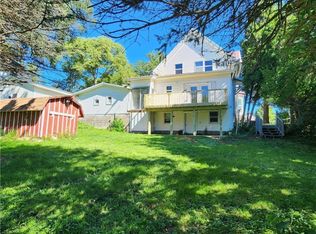 323 E Oak St, North English, IA 52316