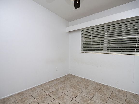 5th image of 1728 N Smith Dr