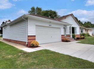 4807 N Sedgewick Rd, Lyndhurst, OH 44124