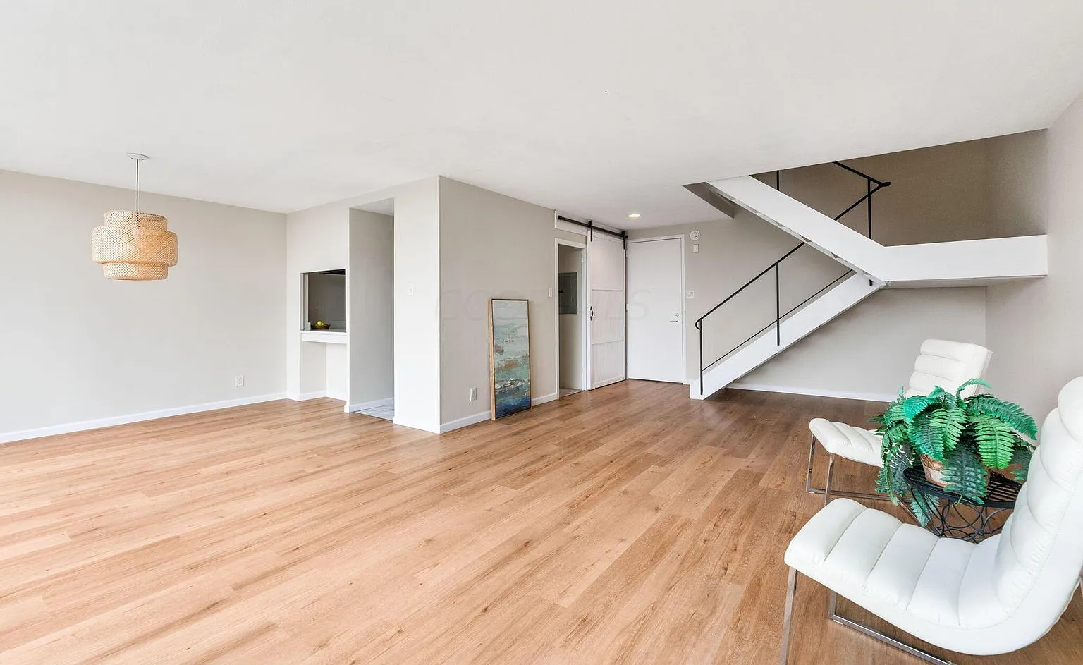 2 bed, 1.5 bath, 1200 sqft, $2,500 — Photo 4