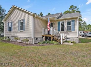 495 Pine Lake Rd, Southport, NC 28461
