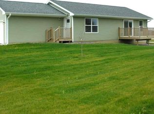 504 Boulder Ln, Saint Ansgar, IA