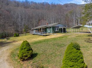 841 Evans Cove Rd, Maggie Valley, NC 28751