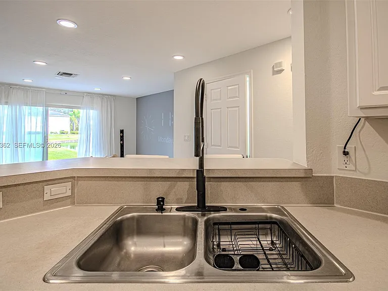 16171 Sierra Palms Dr #16171 — Photo 8