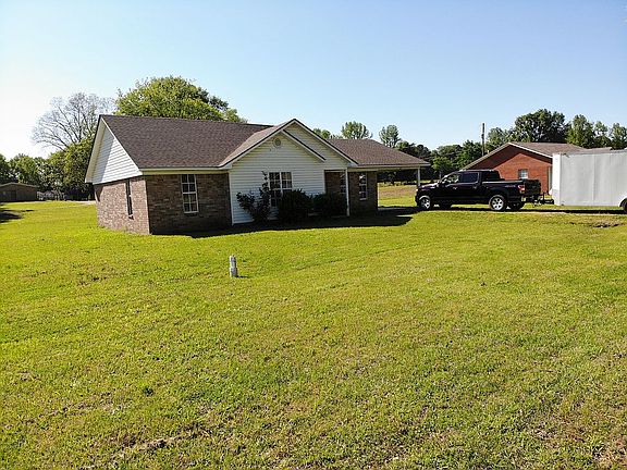 2nd image of 27 Shirley Lumas Dr