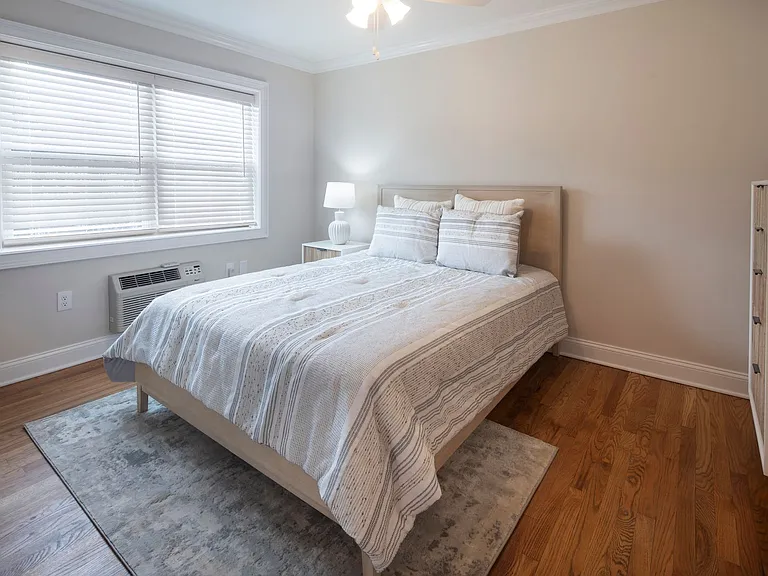 The Parkview at Polifly: In-Unit Washer & Dryer, Heat and Water Included, and Cat & Dog Friendly — Photo 36
