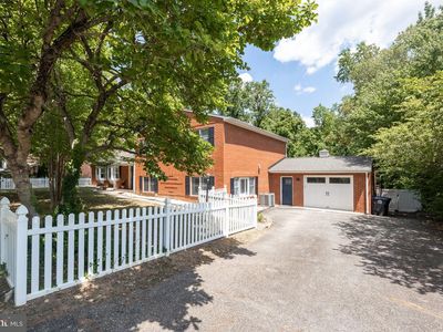 136 Woodland Rd, Fredericksburg, VA, 22401