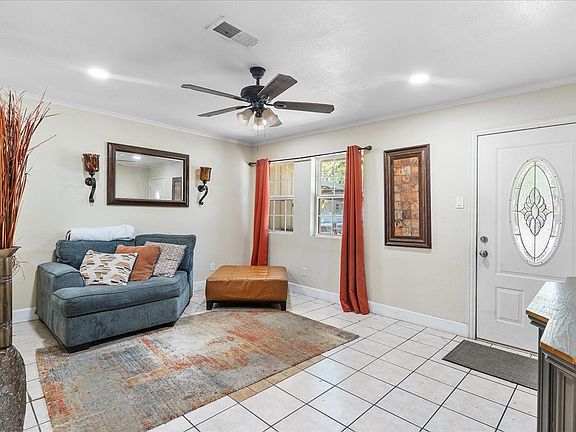 2nd image of 7228 Nosilla St