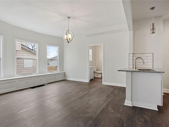 5th image of 3342 Bellefontaine Ave