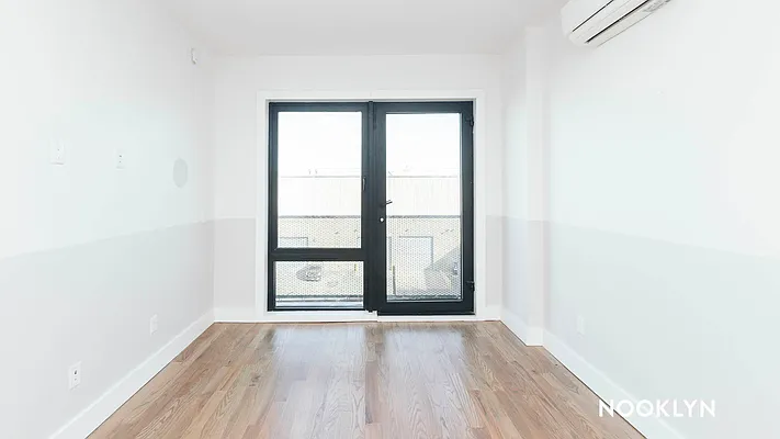 Rented by Nooklyn NYC LLC | media 117
