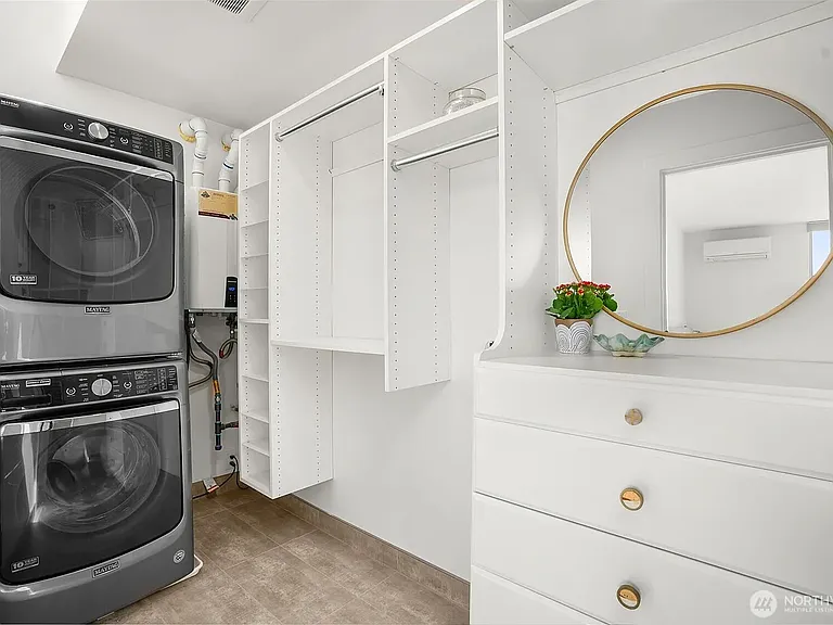 1706B Alki Ave SW — Photo 14