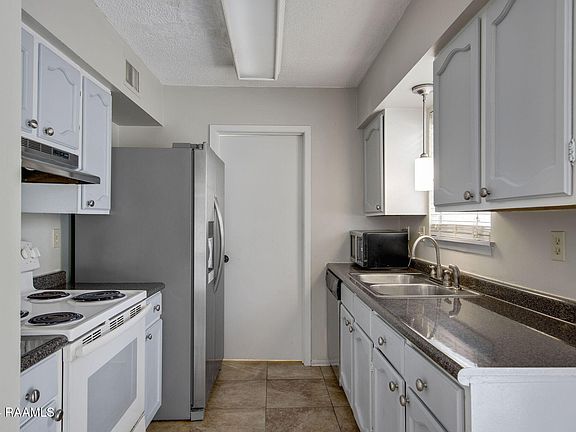 5th image of 120 Mimosa Pl APT H