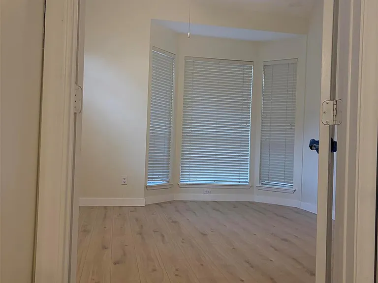 22 E Sterling Pond Cir — Photo 14