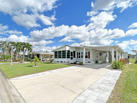 2nd image of 26321 Montgomery Dr