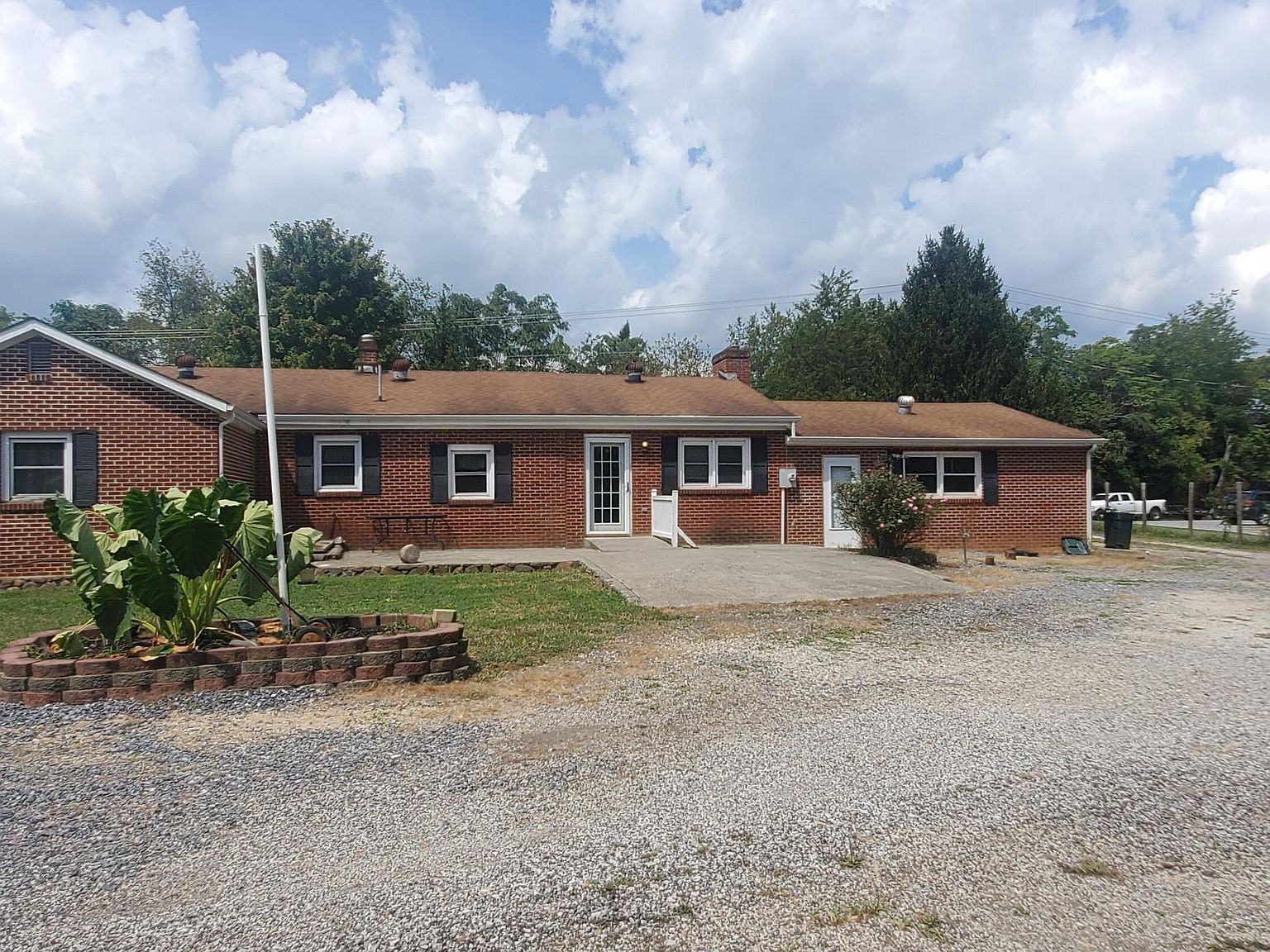 12790 Lee Hwy, Buchanan, VA 24066 Zillow