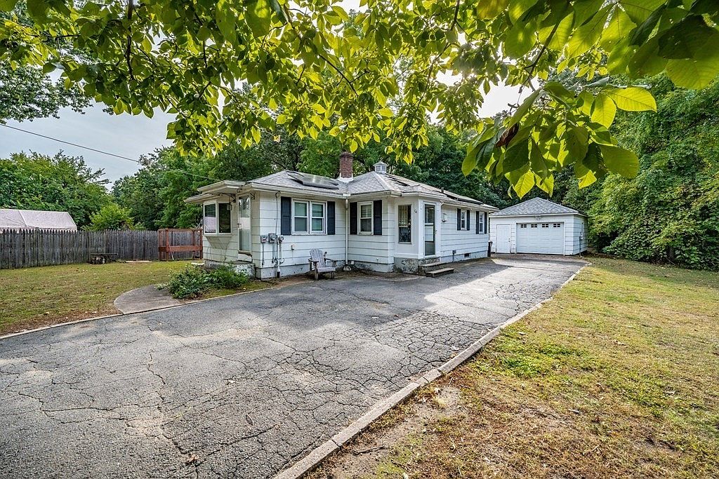88 Franklin St, Agawam, MA 01001 Zillow