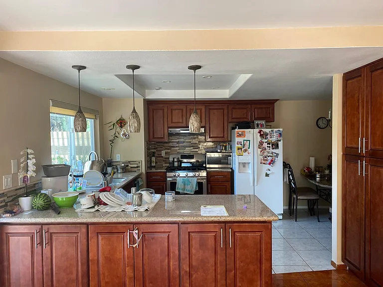 501 Del Rey Dr — Photo 3