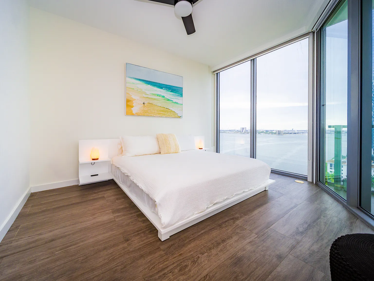 1 bed, 944 sqft, $4,600 — Photo 3