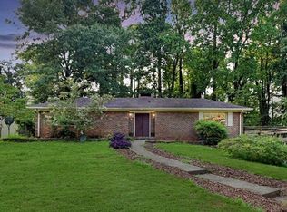 562 Dickens Rd, Lilburn, GA 30047