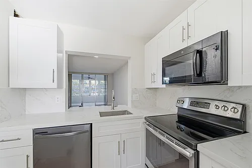 9430 Poinciana Pl #409 Photo 1