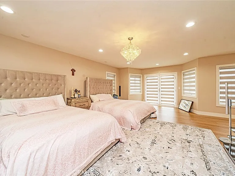2220 Jose Way — Photo 26