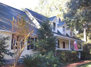 561 Bend Ave, Murrells Inlet, SC 29576