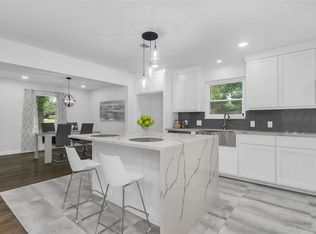 10434 Lake Gardens Dr, Dallas, TX 75218