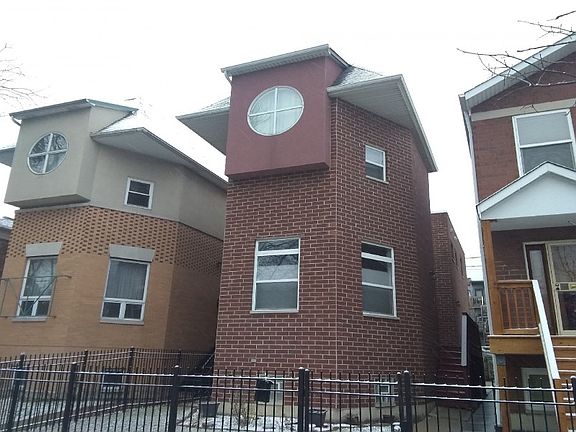 2nd image of 8051 S Saint Lawrence Ave