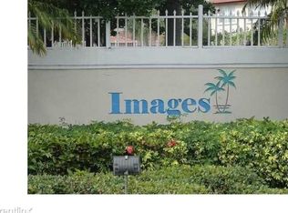 608 NW 108th Ter, Pembroke Pines, FL 33026