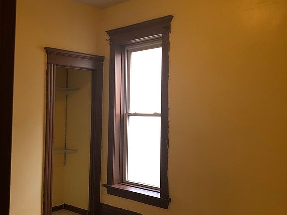5th image of 1834 N Kimball Ave APT 2