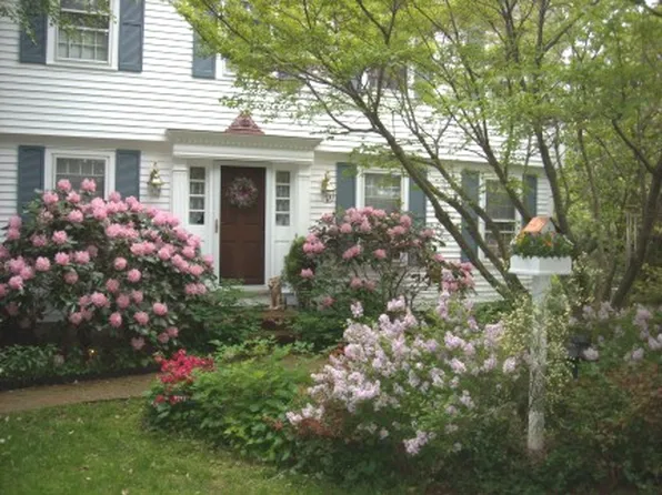 170 Mill Plain Rd, Branford, CT