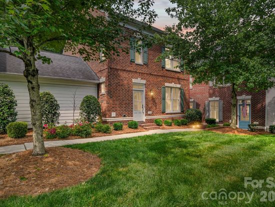 718 Kingsley Way, Belmont, NC 28012