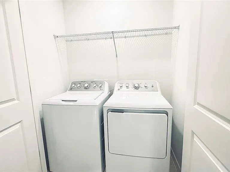 8500 Lunar Skye St — Photo 19