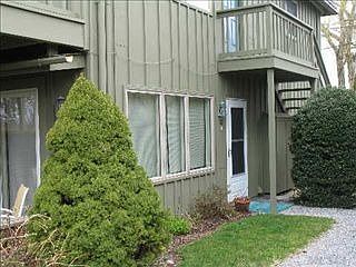 1st image of 18 Bridge St #1G