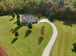 10510 N Vista Ridge Ln, Mooresville, IN