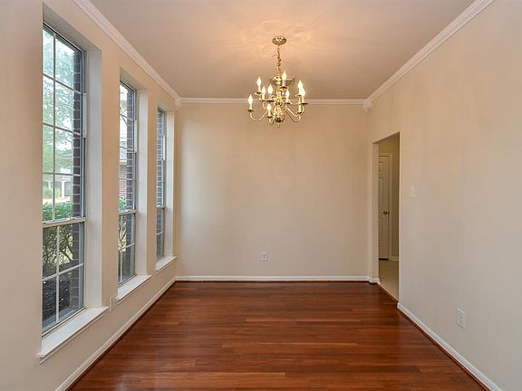 5th image of 2306 Avery Park Dr