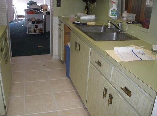 2nd image of 266 Riverside Dr