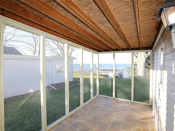 4th image of 8723 Lakeview Dr